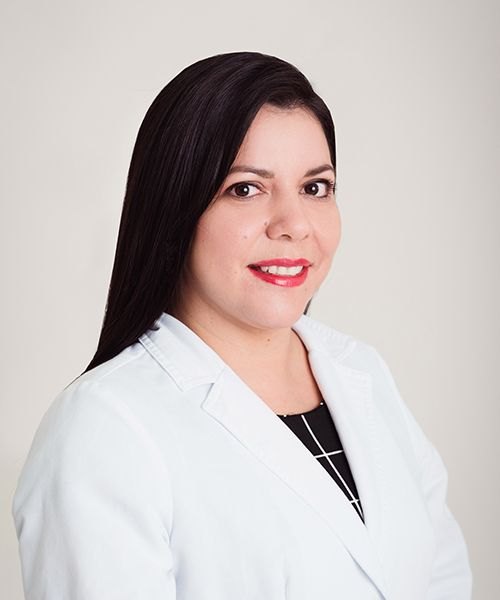 Dra. Indira Liliana Apolo Guarnizo